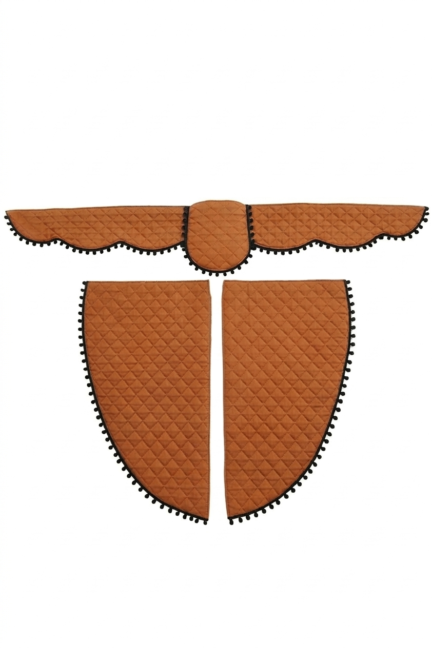 Set Accesorii Cabină PREMIUM Maron DIAMOND - Parasolar și Colțare Matlasate cu Ciucuri