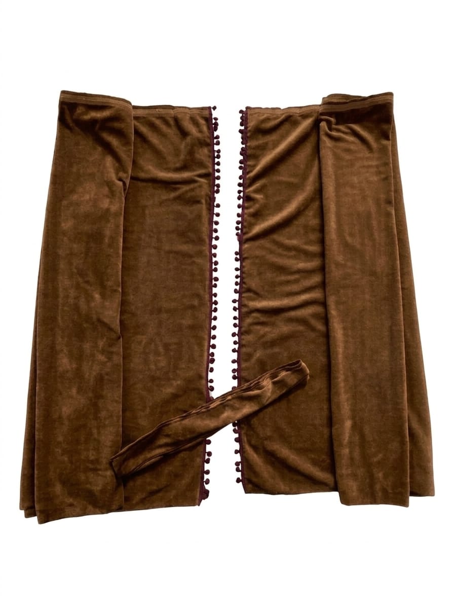 Set Perdele PREMIUM MARON din Stofă cu Ciucuri – Accesoriu Interior Lux pentru Cabină